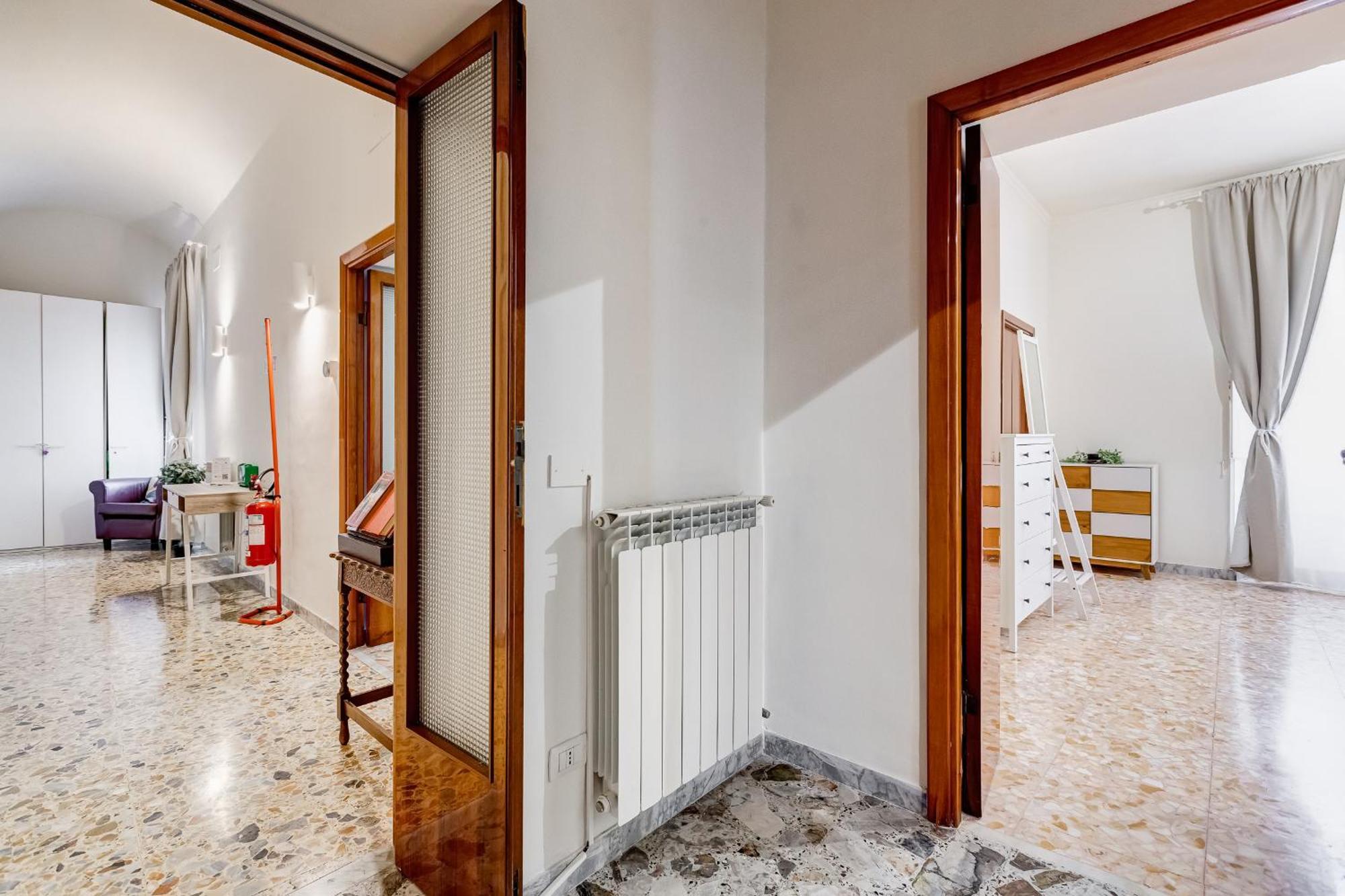 Vivilo Collection - San Vito View Apartment - 3 Bdr 2 Baths Rome Exterior photo