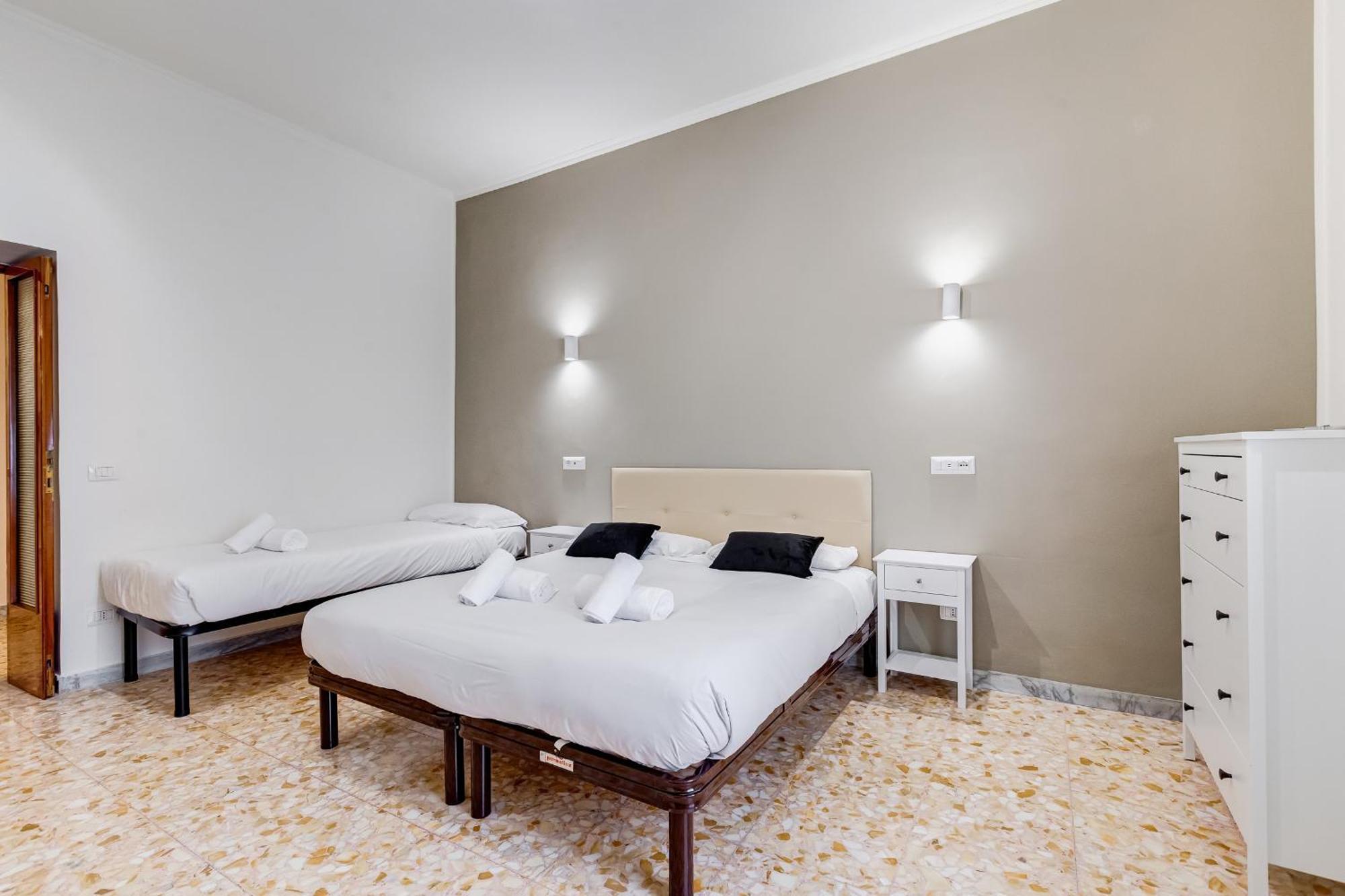 Vivilo Collection - San Vito View Apartment - 3 Bdr 2 Baths Rome Exterior photo