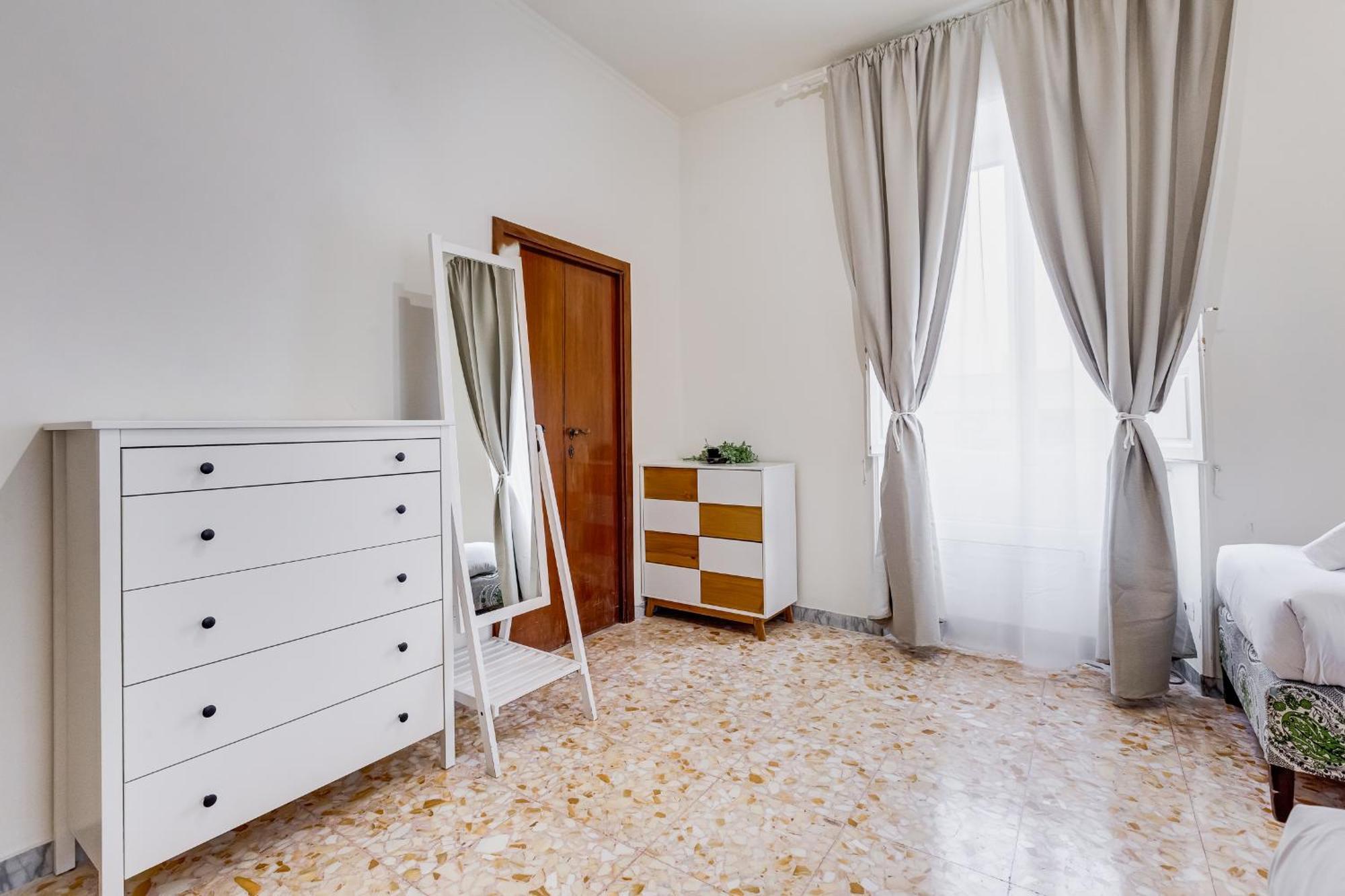 Vivilo Collection - San Vito View Apartment - 3 Bdr 2 Baths Rome Exterior photo