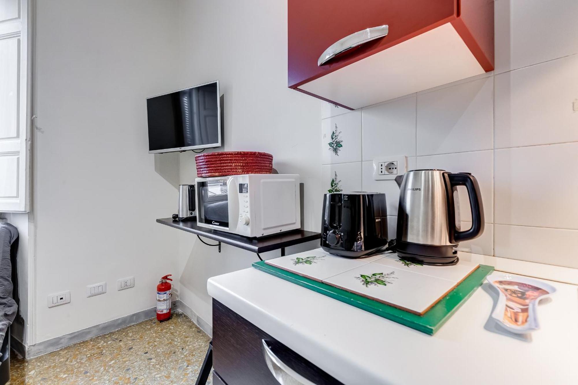Vivilo Collection - San Vito View Apartment - 3 Bdr 2 Baths Rome Exterior photo